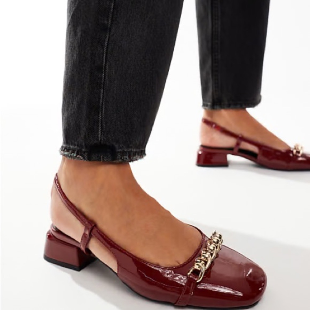 ASOS Burgundy Chain Detail Flats - Picture 2 of 6
